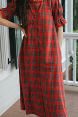 Liliana | Holly Berry