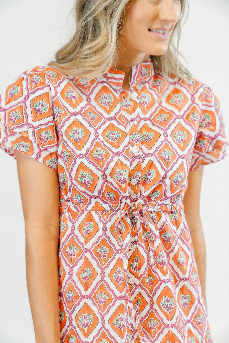 Magnolia Flutter Mini | Nectarine