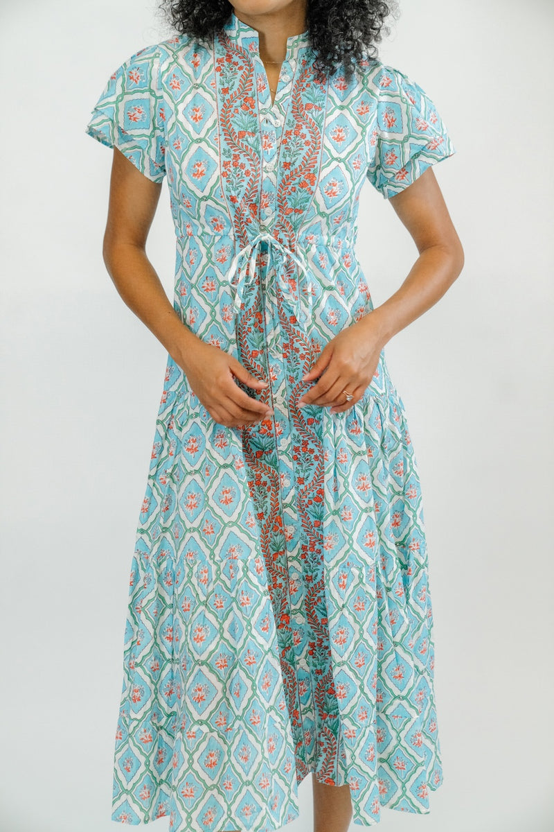 Magnolia Flutter | Aqua Splash